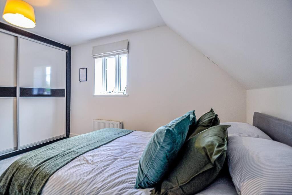 Entire House Sleeps 8 Near The River Thames Maidenhead Dış mekan fotoğraf