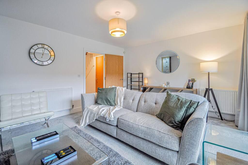 Entire House Sleeps 8 Near The River Thames Maidenhead Dış mekan fotoğraf